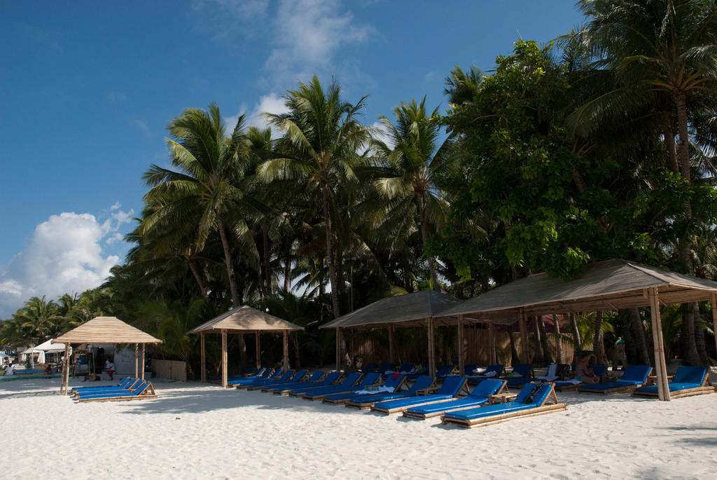 Sea Wind Resort Balabag  Exterior photo